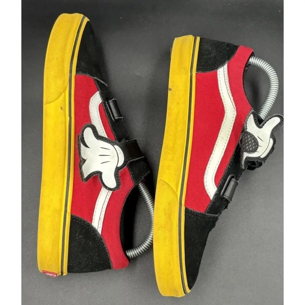 Vans Kids x Disney Mickey Mouse Hugs Old Skool V Shoes 7y
